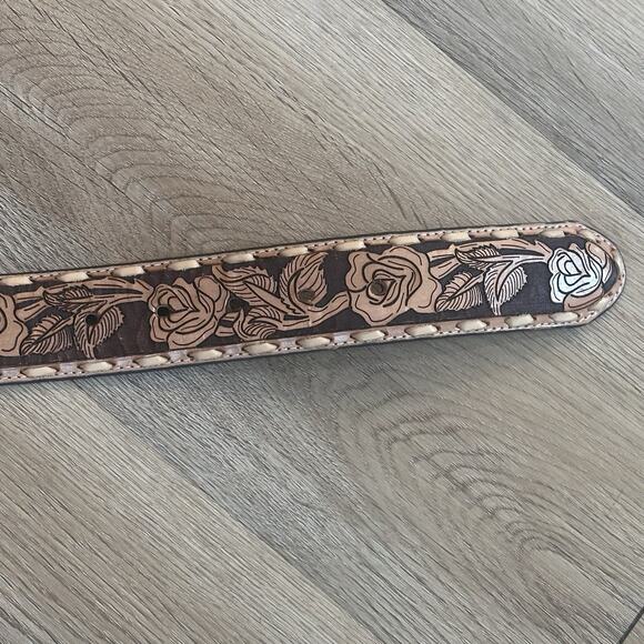 NEW Idyllwind Women’s Small JUST A ROSE EMBOSSED TOOL BELT Western Rodeo Cowgirl - Picture 7 of 9